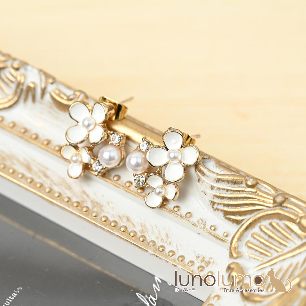 ピアス レディース 花 フラワー 小花 パー...