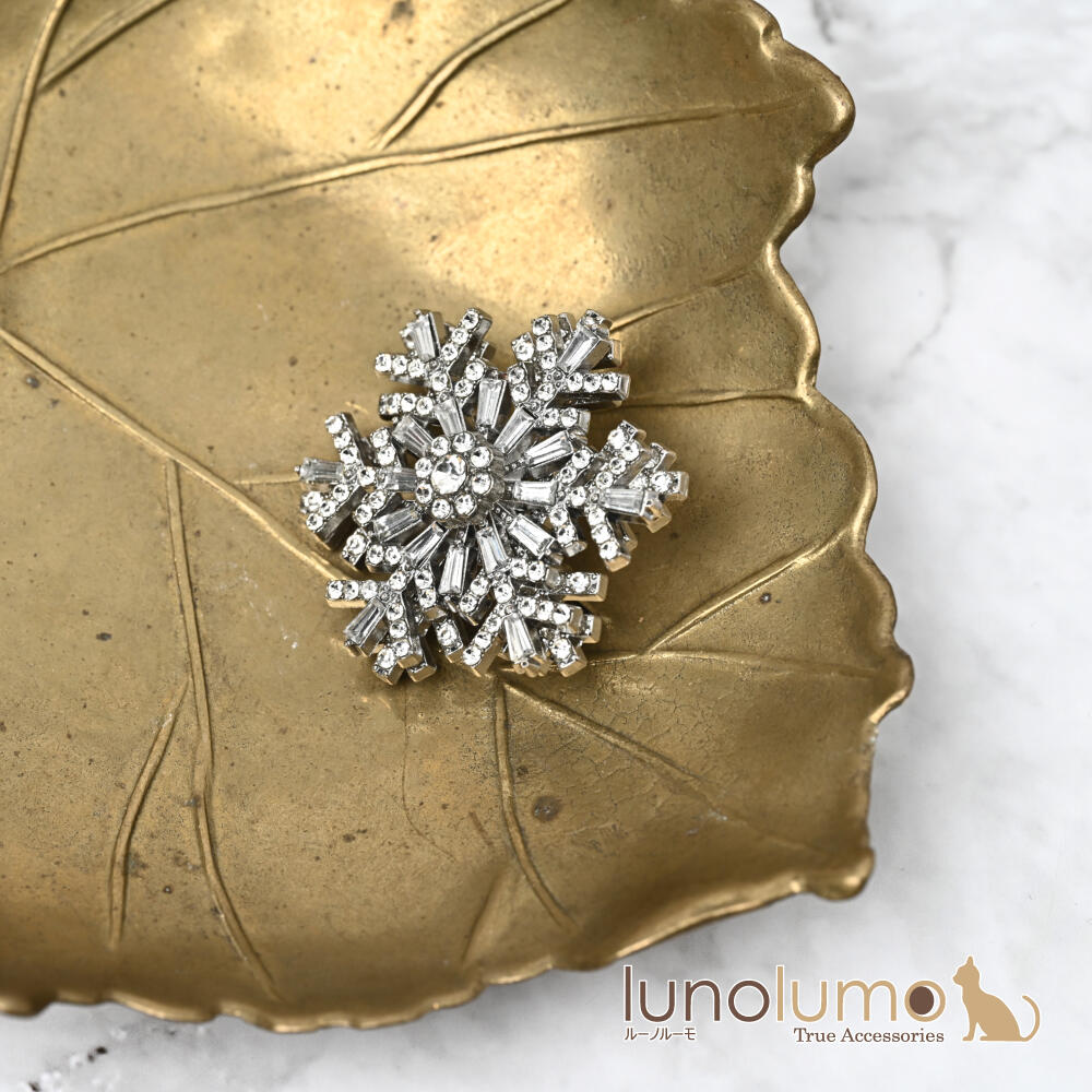 クリスマス ブローチ 雪の結晶 キラキラ 高...